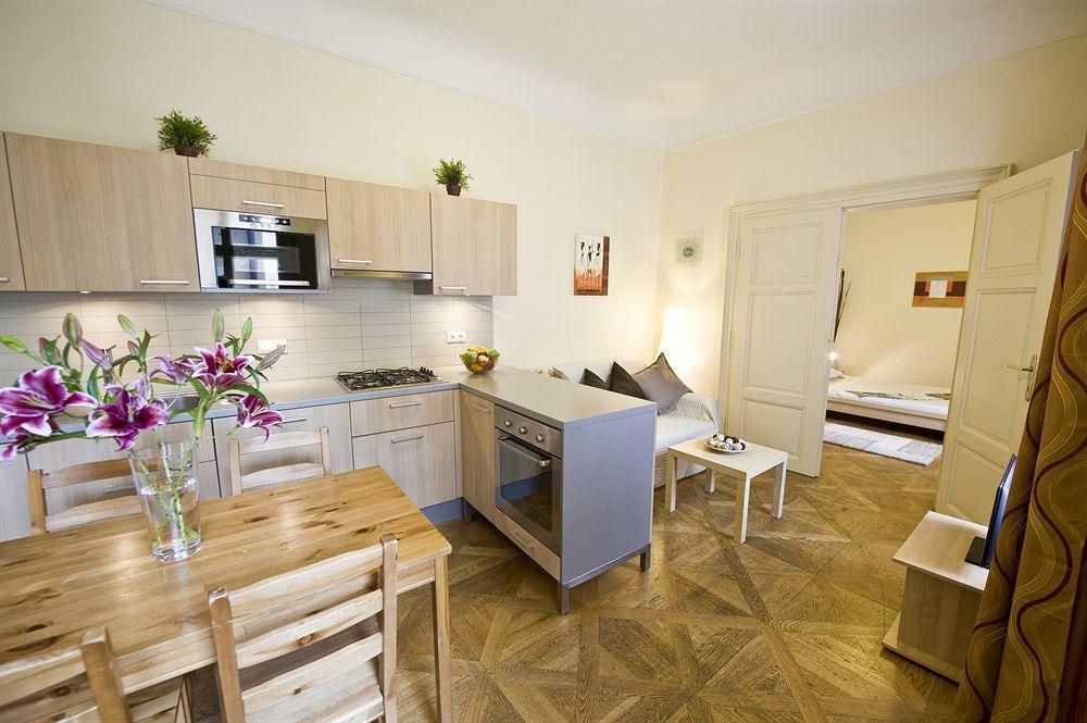 Bohemia Apartments Prague Centre Eksteriør billede